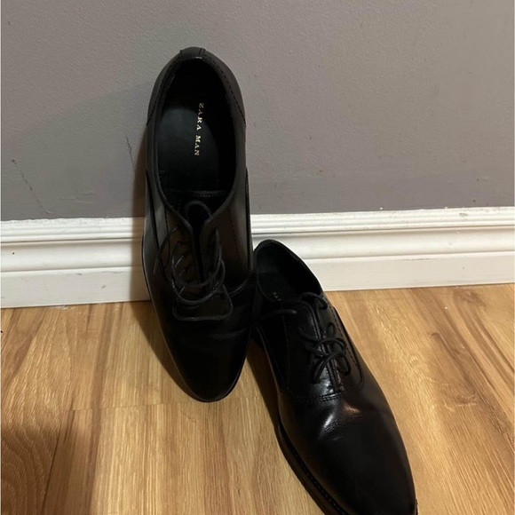 Zara Men’s Black leather Shoes - Picture 3 of 7